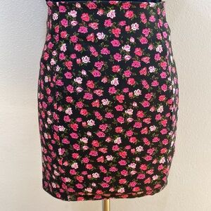 Vintage 80s Y2K 🌺🖤 Betsey Johnson Floral Mini Skirt, NWT, Size Small